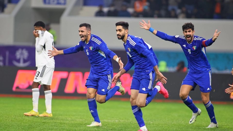 الأزرق الكويتي يقابل الأبيض الإماراتي في كأس الخليج العربي 25