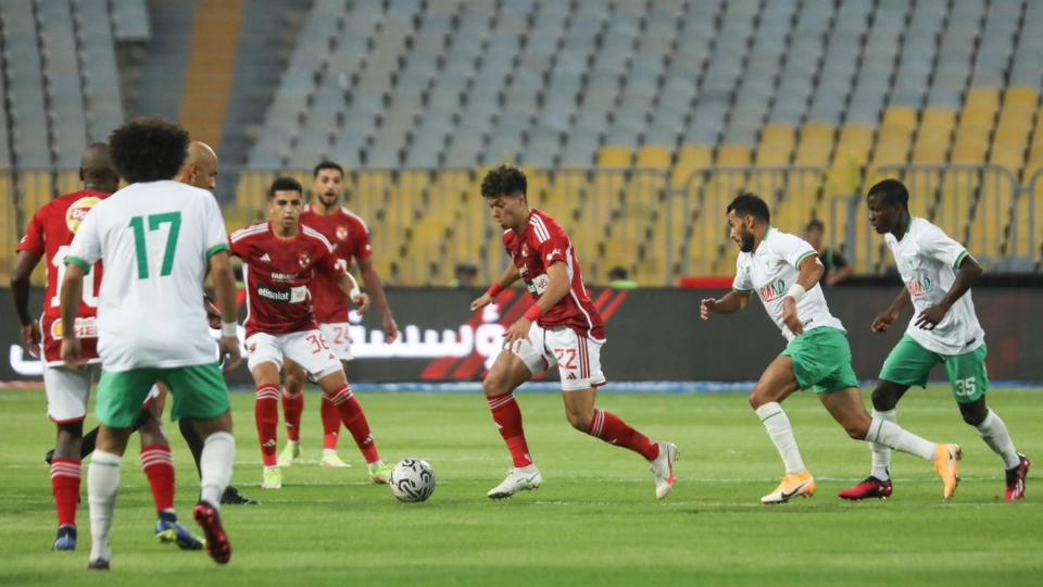 نتيجة وتشكيلة مباراة الأهلي والمصري في مسابقة الدوري المصري
