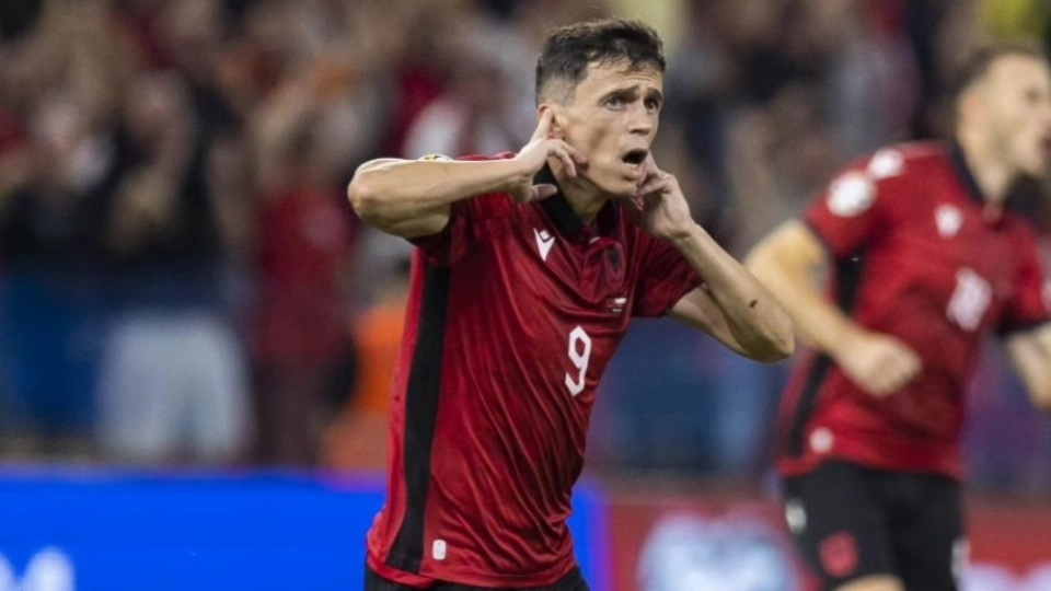 تشكيلة ونتيجة مباراة منتخب ألبانيا وبولندا في تصفيات أمم أوروبا