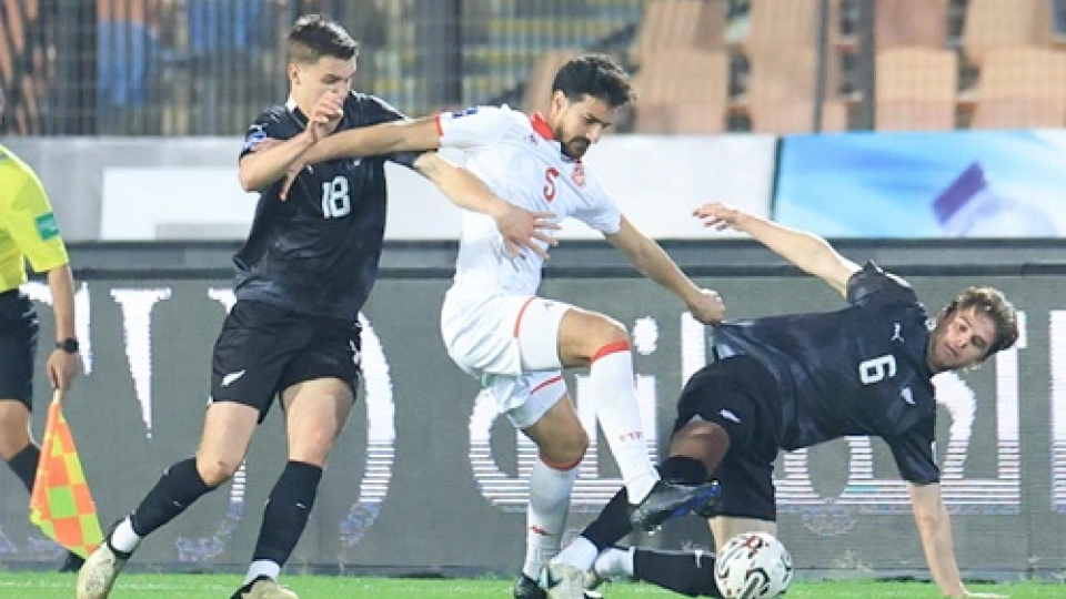 تفاصيل وأحداث مباراة منتخب نيو زيلندا ومنتخب تونس في كأس العاصمة الإدارية الجديدة
