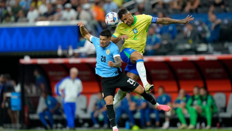 تفاصيل وأحداث مباراة أوروغواي والبرازيل في كوبا أمريكا 2024